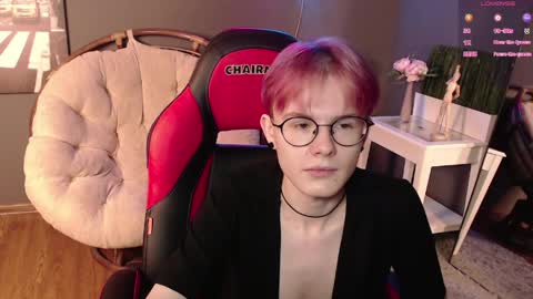 Snapshot of liam_blair chatting on June 7, 2026, 5:44 am LIAM online show from June 7, 2026, 5:44 am