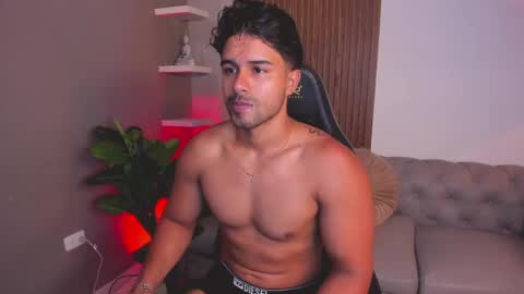 Liam Collins online show from April 21, 2026, 11:49 am