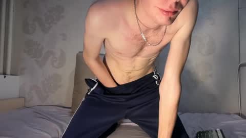 Snapshot of liam_shadow chatting on June 1, 2026, 1:24 pm Liam Shadow online show from June 1, 2026, 1:24 pm