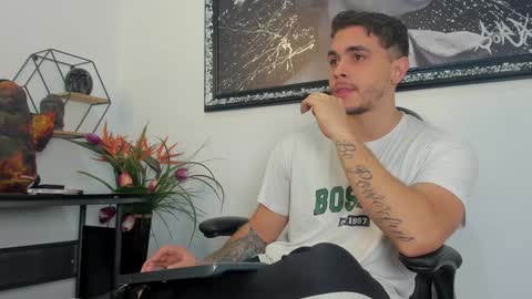 Liam online show from January 25, 2025, 1:08 pm