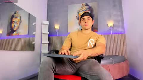 Liam online show from September 21, 2025, 8:10 pm