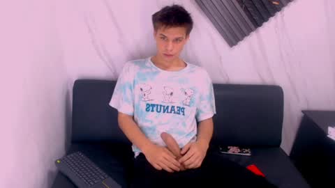 liam_york online show from March 30, 2026, 8:26 am