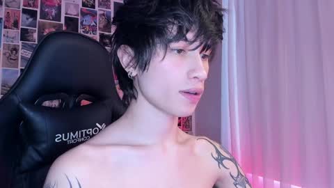 Liam online show from January 26, 2025, 1:47 pm