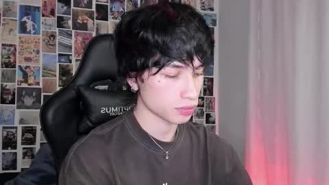 Liam online show from September 21, 2025, 6:26 am