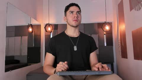 Liam online show from February 22, 2026, 12:15 pm