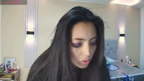 L I A M O N R O E online show from September 29, 2025, 11:37 am