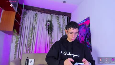 Snapshot of liamvegaa_ chatting on February 24, 2026, 1:14 am Liam online show from February 24, 2026, 1:14 am