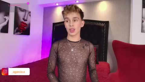 liam online show from December 19, 2025, 5:47 am