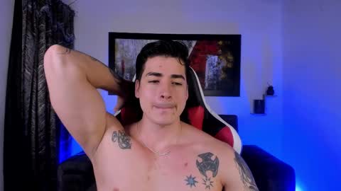 liamwyatt_ online show from February 17, 2025, 3:04 am