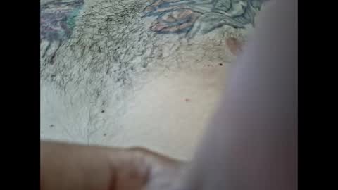 Snapshot of lian5602 chatting on May 26, 2026, 12:01 pm LiamCross online show from May 26, 2026, 12:01 pm