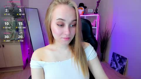 Snapshot of lianabright chatting on April 25, 2026, 2:14 am Liana online show from April 25, 2026, 2:14 am