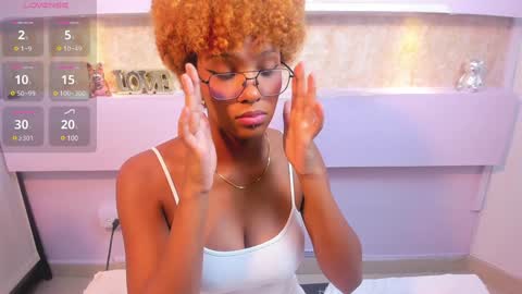 Snapshot of liannadixon chatting on December 22, 2024, 3:22 pm LiannaDixon online show from December 22, 2024, 3:22 pm