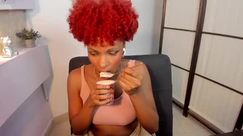 Snapshot of liannadixon chatting on December 30, 2024, 5:02 pm LiannaDixon online show from December 30, 2024, 5:02 pm