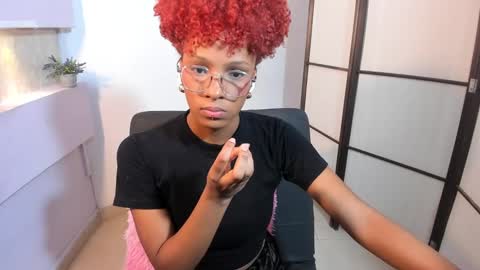 Snapshot of liannadixon chatting on January 24, 2025, 1:36 pm LiannaDixon online show from January 24, 2025, 1:36 pm