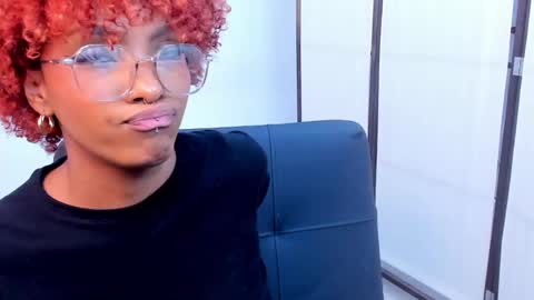 Snapshot of liannadixon chatting on March 4, 2025, 9:11 pm LiannaDixon online show from March 4, 2025, 9:11 pm