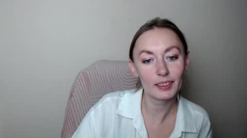 Snapshot of liasais_ chatting on February 19, 2026, 7:48 am Lia online show from February 19, 2026, 7:48 am