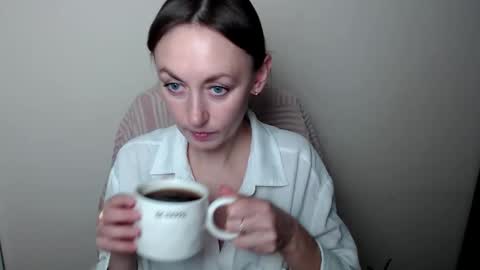 Snapshot of liasais_ chatting on February 24, 2026, 1:09 pm Lia online show from February 24, 2026, 1:09 pm