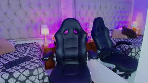 Lia  online show from March 9, 2026, 7:51 pm