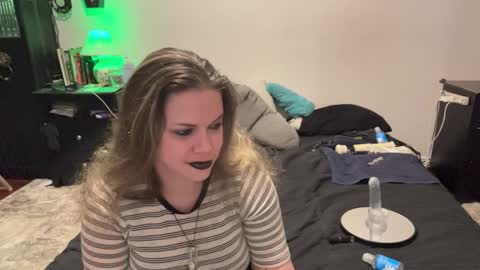 Libby Deetz online show from December 10, 2024, 9:55 am