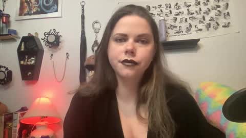 Libby Deetz online show from December 2, 2025, 3:45 am