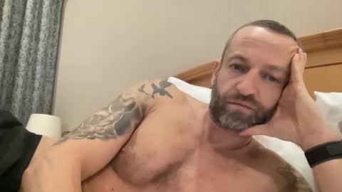 lick8me8hard online show from February 19, 2025, 5:27 pm