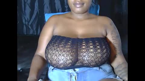 lickabletash98 online show from January 1, 2025, 4:07 pm