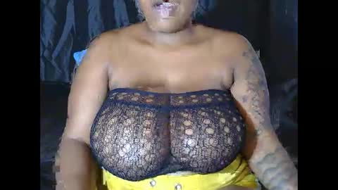 lickabletash98 online show from January 8, 2025, 3:39 pm