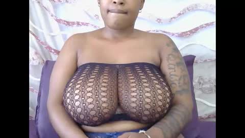 lickabletash98 online show from January 25, 2025, 9:15 am