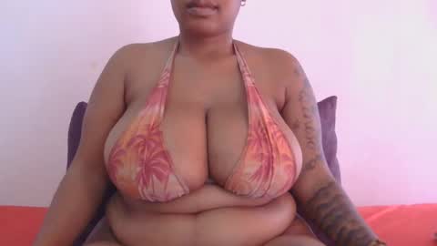 lickabletash98 online show from March 6, 2025, 10:09 am