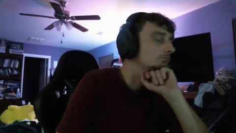 cutiepie101 online show from April 18, 2026, 7:45 am