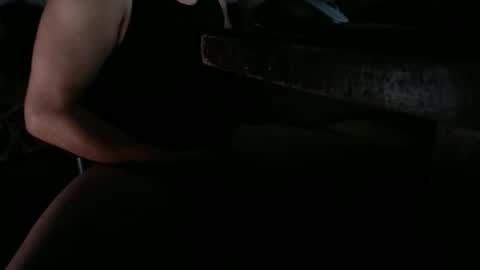 lickurlipz1 online show from April 16, 2026, 8:37 am