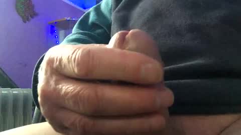 Snapshot of lickyouryoni chatting on March 12, 2025, 7:59 pm LickYourYoni online show from March 12, 2025, 7:59 pm