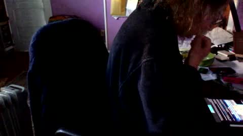 Snapshot of lickyouryoni chatting on October 5, 2025, 3:10 pm LickYourYoni online show from October 5, 2025, 3:10 pm