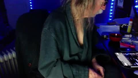 Snapshot of lickyouryoni chatting on December 4, 2025, 3:43 pm LickYourYoni online show from December 4, 2025, 3:43 pm