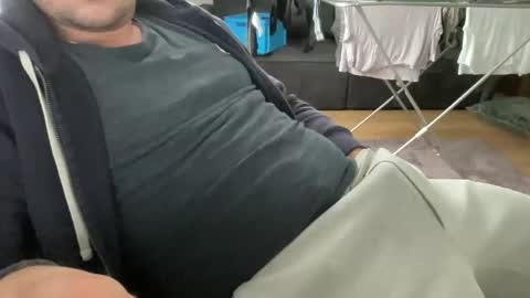 lifegood01 online show from November 6, 2025, 10:05 am