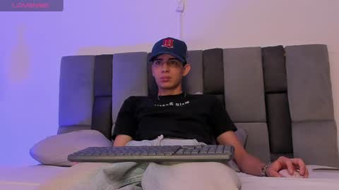 Jhonatan online show from June 20, 2026, 6:11 pm