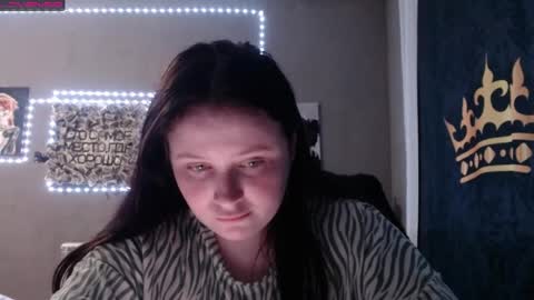 Snapshot of light_lunaa chatting on May 5, 2026, 2:03 pm light_lunaa online show from May 5, 2026, 2:03 pm