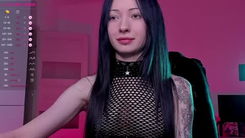 Snapshot of lightlove_iam chatting on December 19, 2024, 3:08 pm Bembi online show from December 19, 2024, 3:08 pm