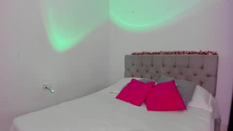 Maddie  online show from October 24, 2025, 12:08 am