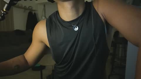 Snapshot of lightskinbeachboy chatting on February 8, 2026, 3:32 am Lightskinbeachboy online show from February 8, 2026, 3:32 am
