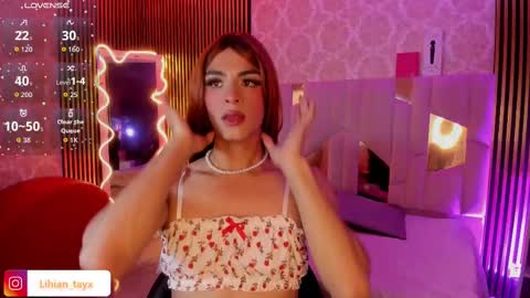 LIHIAN online show from October 11, 2025, 3:28 am