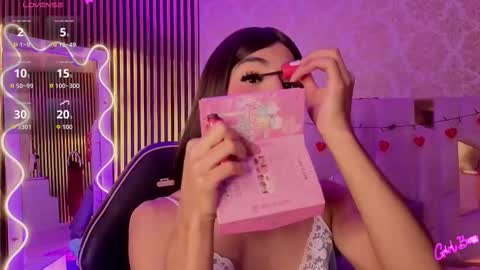 LIHIAN online show from February 9, 2026, 3:54 am