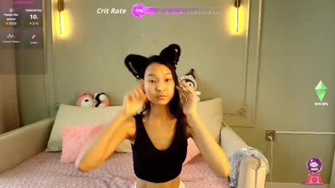 Lihn Pham online show from January 17, 2026, 3:11 am