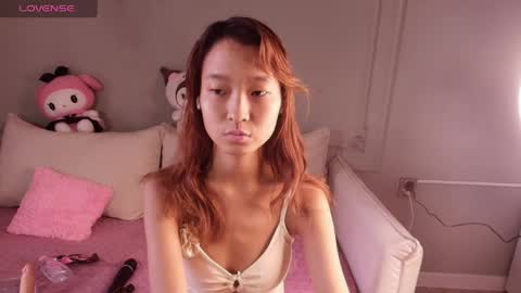 Lihn Pham online show from April 3, 2026, 3:15 am