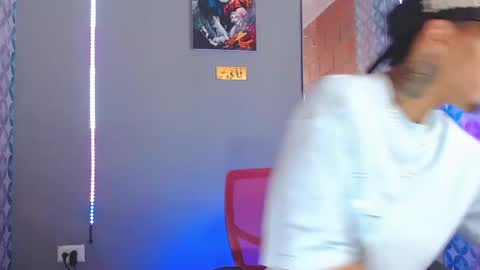 Snapshot of liiaam_lee_ chatting on May 3, 2026, 8:48 pm Daniel online show from May 3, 2026, 8:48 pm