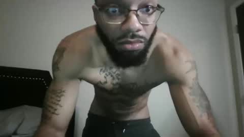 Snapshot of liightskinlover chatting on November 12, 2025, 2:39 pm liightsinlover online show from November 12, 2025, 2:39 pm