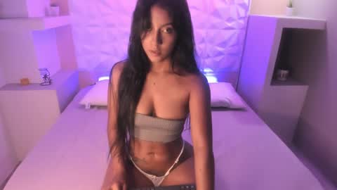 LiizJones online show from February 12, 2025, 8:40 pm