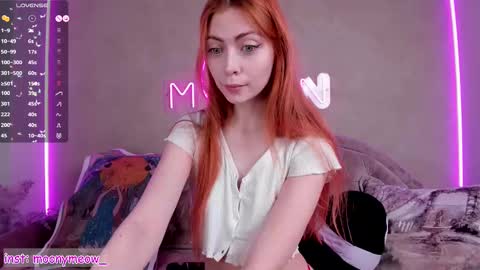 Snapshot of lika_moon chatting on March 12, 2025, 4:41 am Lika online show from March 12, 2025, 4:41 am