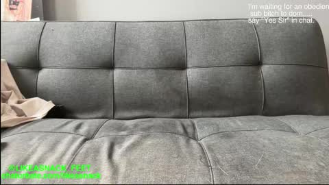 likeasnack online show from November 1, 2025, 5:26 pm