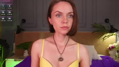 Snapshot of lil__fleur chatting on July 13, 2026, 9:17 pm Lilian online show from July 13, 2026, 9:17 pm
